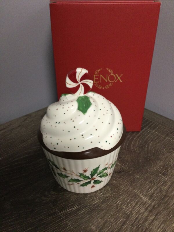 Beautiful - LENOX - NIB - 5.5" Holiday Cupcake Covered Candy Dish - UNOPENED BOX