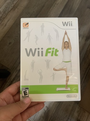任天堂Wii  Wii fit Amazon.com: Nintendo Wii Fit Plus With Balance Board : Video