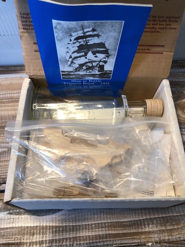 Vintage Authentic Models SHIP-IN-A-BOTTLE PRINCESS ROYAL 1841 #SM31 Buddelschiff