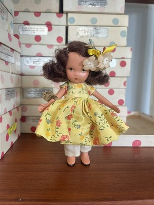 Nancy Ann STORYBOOK DOLLS #121 He Loves Me He Loves Me Not