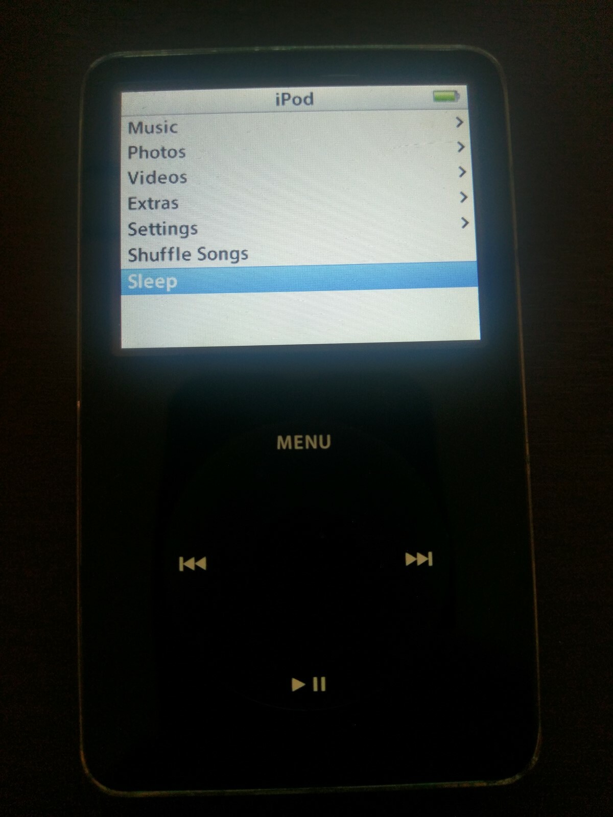 Apple iPod 5th Generation w Video SImilar to Classic 60GB A1136 Black