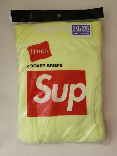 Supreme 2 Boxer Briefs ネオンイエロー 2枚入り Supreme Hanes Boxer Briefs (2 Pack) (SS22) - $30