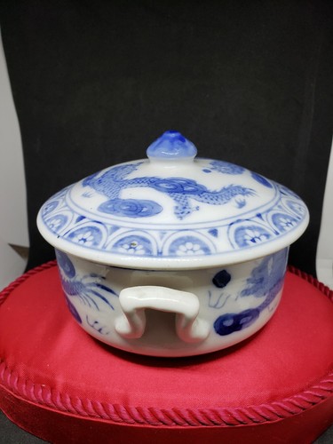Antique Chinese Bowl With Lid Blue & White