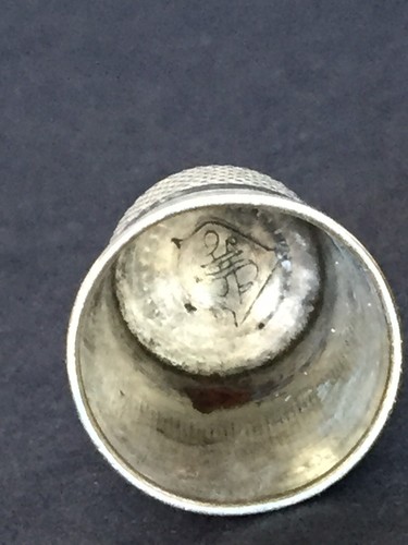 Antique Sterling Silver Thimble Size 11 Dimpled Diamonds Sewing Marked