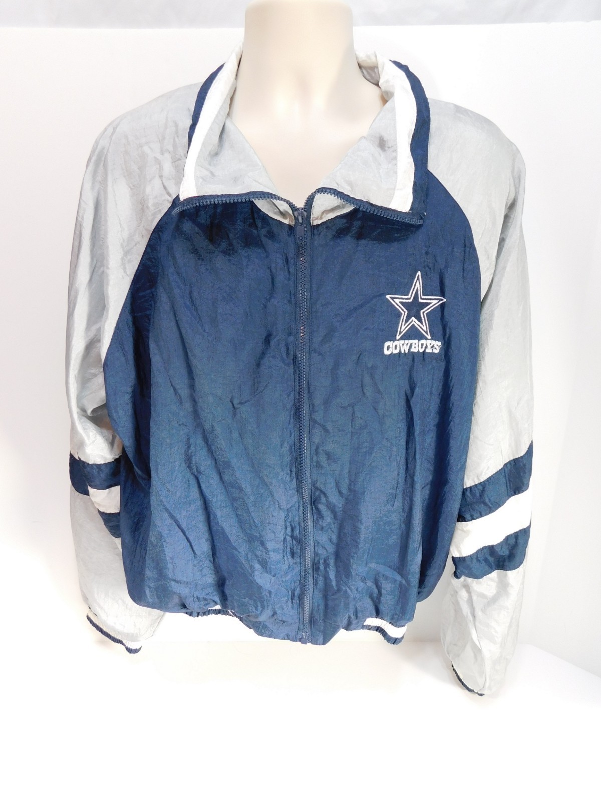 Vintage Locker Line Dallas Cowboys Nylon Jacket Sz XLarge