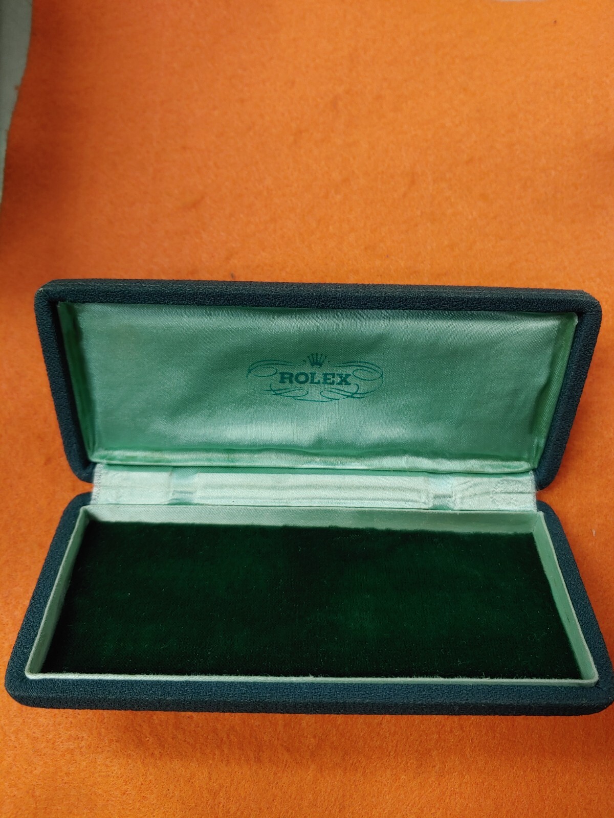 ROLEX ギフトボックス 緑色 【正規品 Lサイズ】 ROLEX ギフトボックス 緑色 【正規品 Lサイズ】 ヴィンテージ