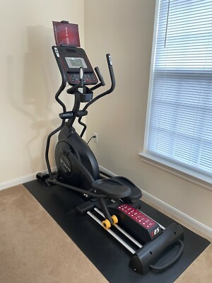 Sole E25 Elliptical Machine - Almost New/Barely Used
