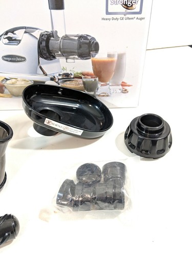 Omega 8006 Nutrition Center Juice Extractor Heavy Duty Rugged Built To Last