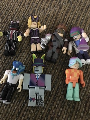 Shop Roblox Lot At Buyitmarketplace Com - opening three roblox figures roblox series 1 toys roblox toys free virtual codes