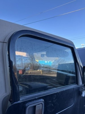 97-06 JEEP WRANGLER Front Door Glass Passenger Side Right