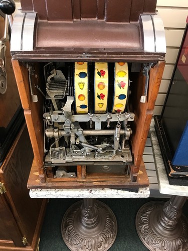 $.05 Mills Vintage Extraordinaire Slot Machine Free Shipping