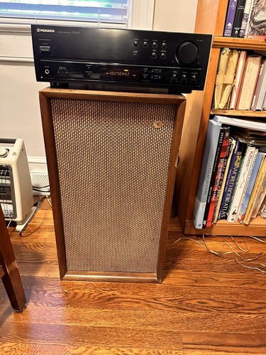 Vintage Wood Electro Voice EV- FOUR Speakers Great Shape