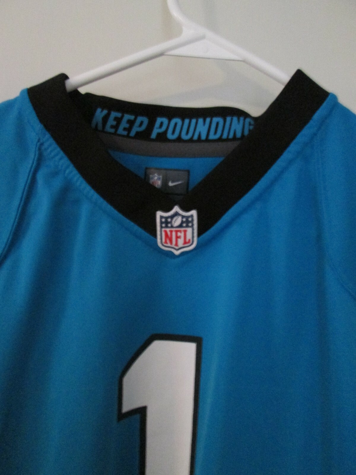 Nike Carolina Panthers Cam Newton #1 NFL Football Jersey Youth Large EUC