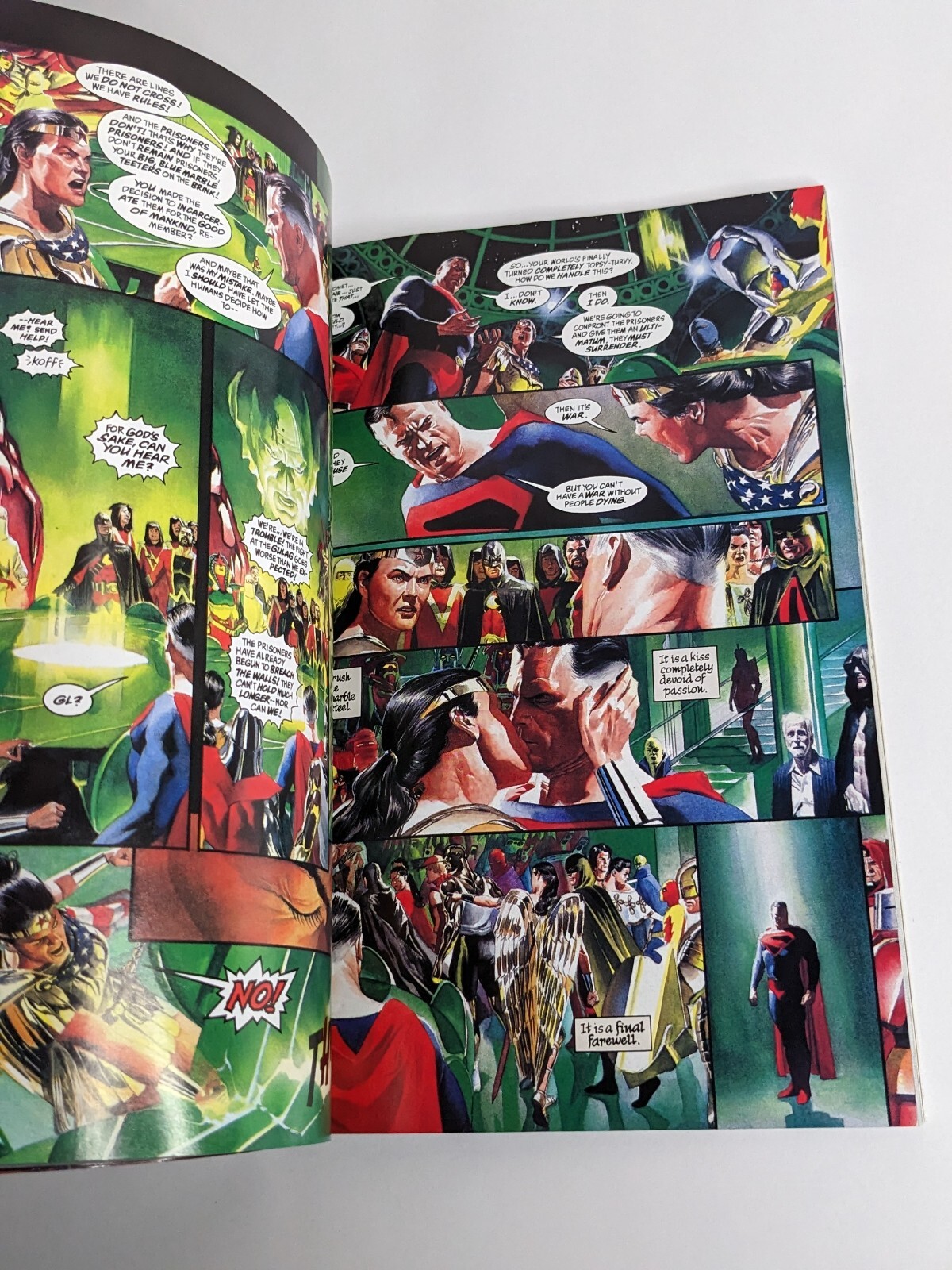 DC Comics Kingdom Come TPB, Mark Waid & Alex Ross, 2008 1st Printing