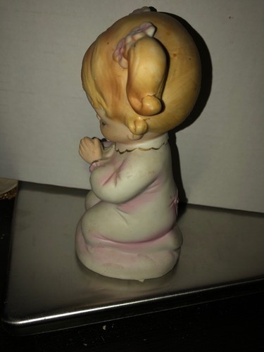 LEFTON FIGURINE GIRL PRAYING  NIGHT LIGHT WITHOUT CORD 6 1/4” Stickered