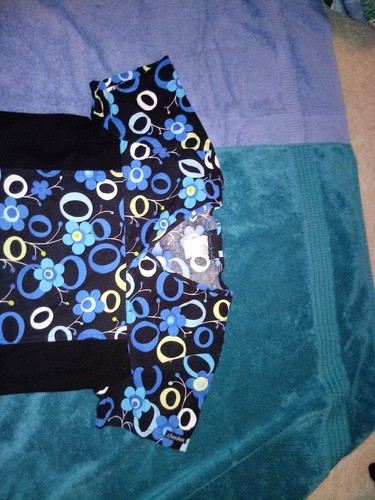 women's scrub top small Cherokee spandex sides