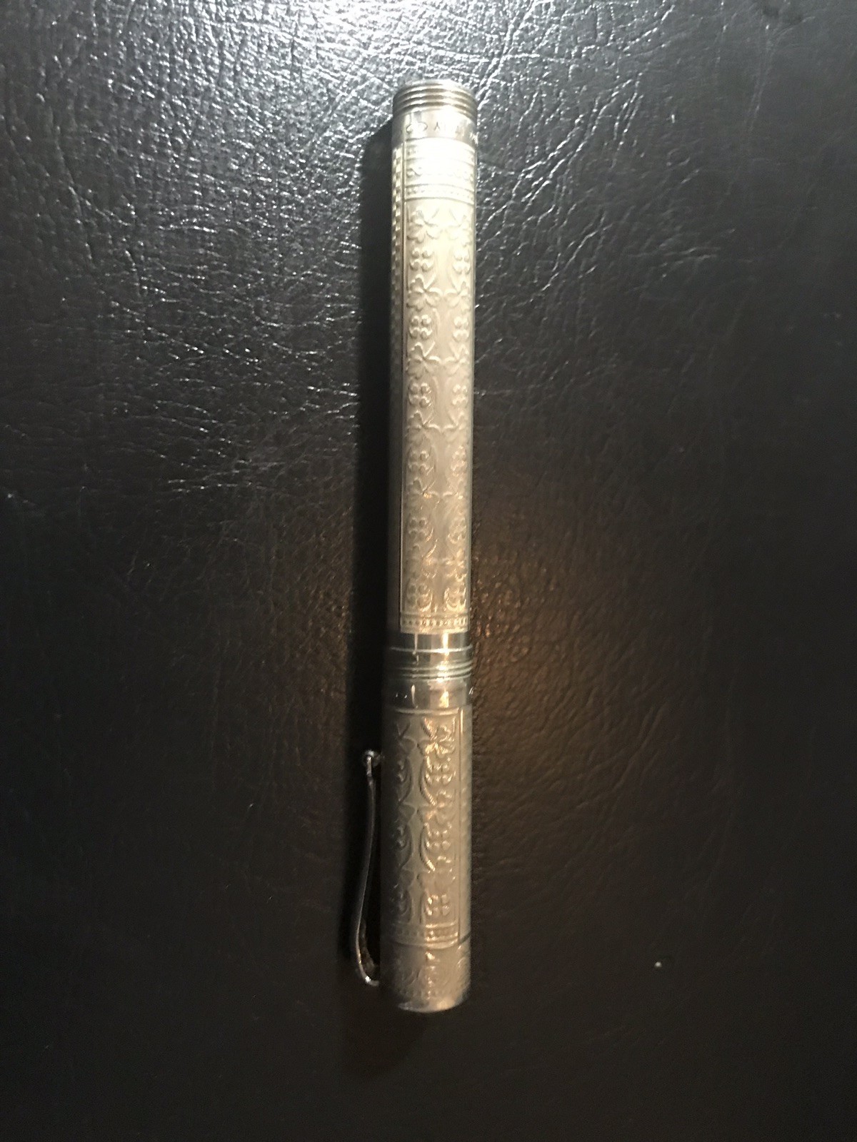 Montegrappa Limited Edition Two Roses Fountain Pen M Nib