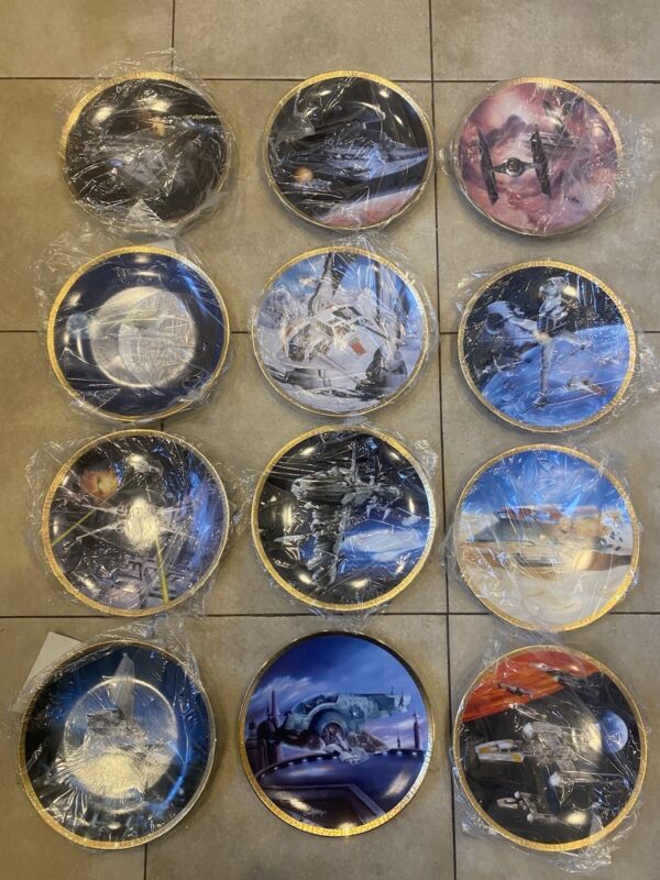STAR WARS PLATES - THE HAMILTON COLLECTION -  12 PC SET - SPACE VEHICLES