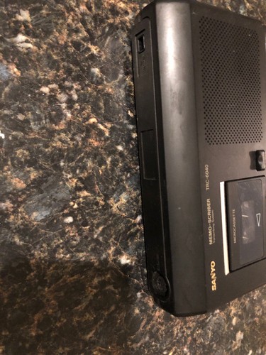 Sanyo TRC-6040 Memo Scriber Microcassette No Power cord Transcribing System