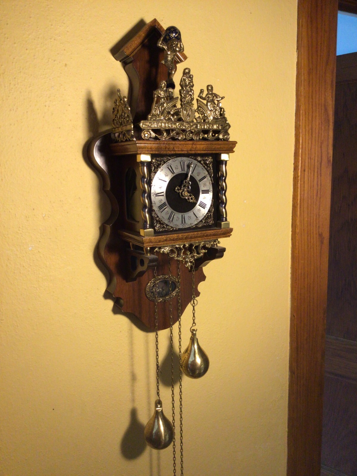 Zaanse Vintage Antique Dutch Wall Clock Early 1971 8 day WORKS Curacao Receipt