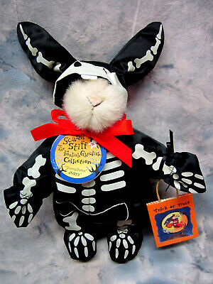 NABCO Muffy VanderBear Plush Hoppy Foolish Ghoulish Collection Bunny Bones