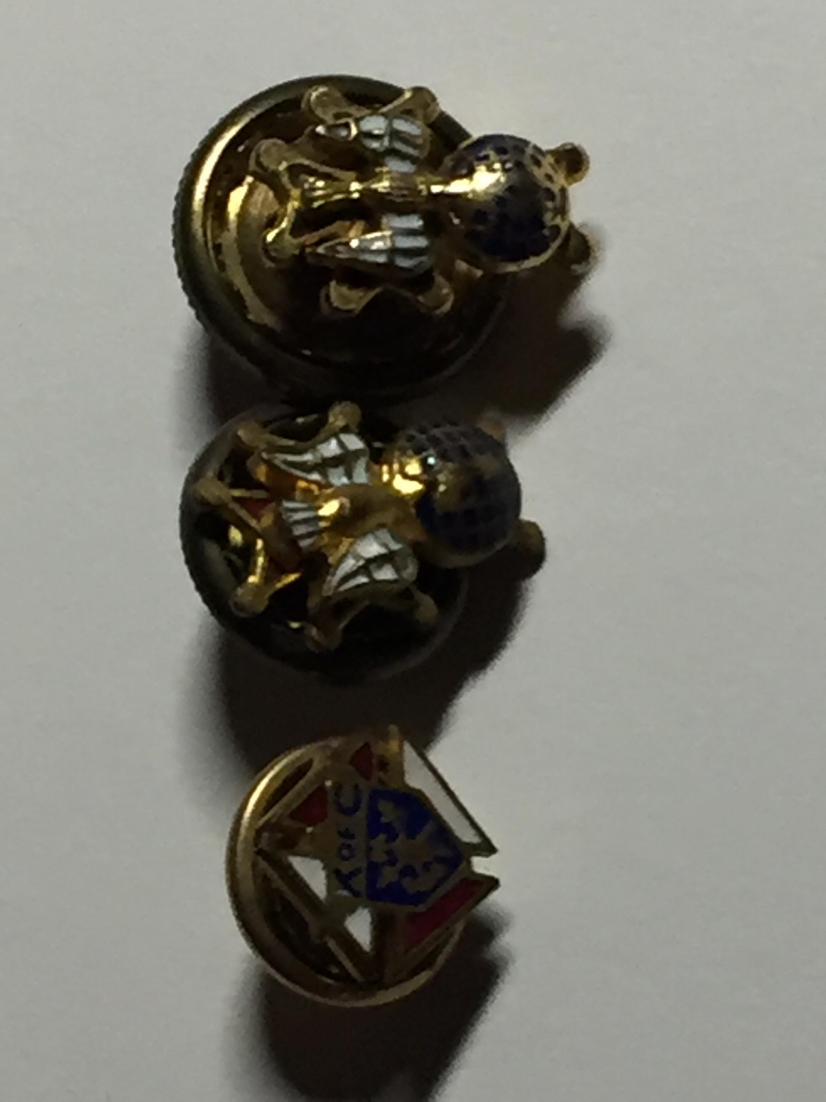 KNIGHTS OF COLUMBUS -- Vintage Lot - Cuff, Pins *** MUST SEE *** Gold