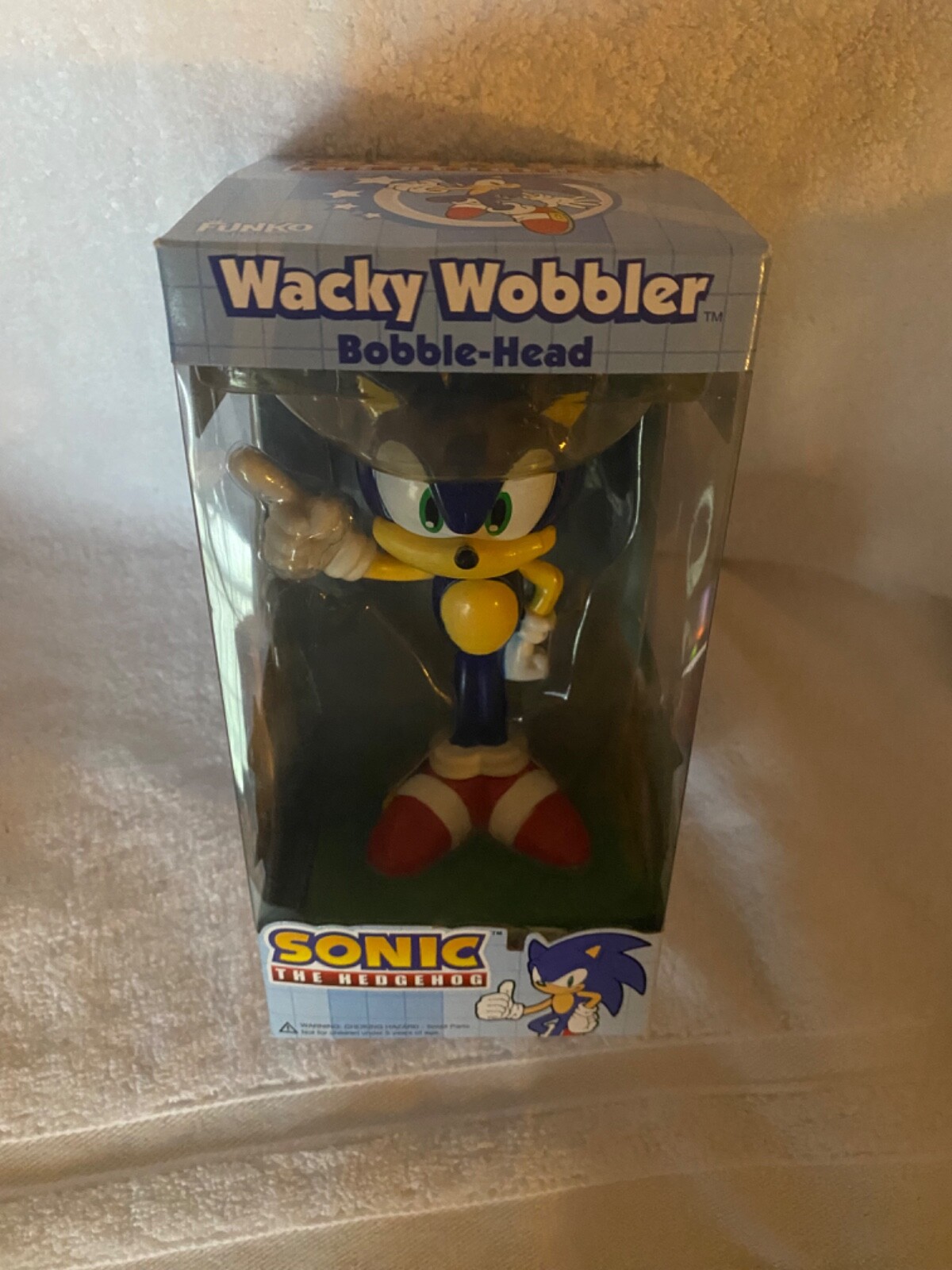 Sonic the hedgehog bobble-head Wacky Wobbler exclusive brand