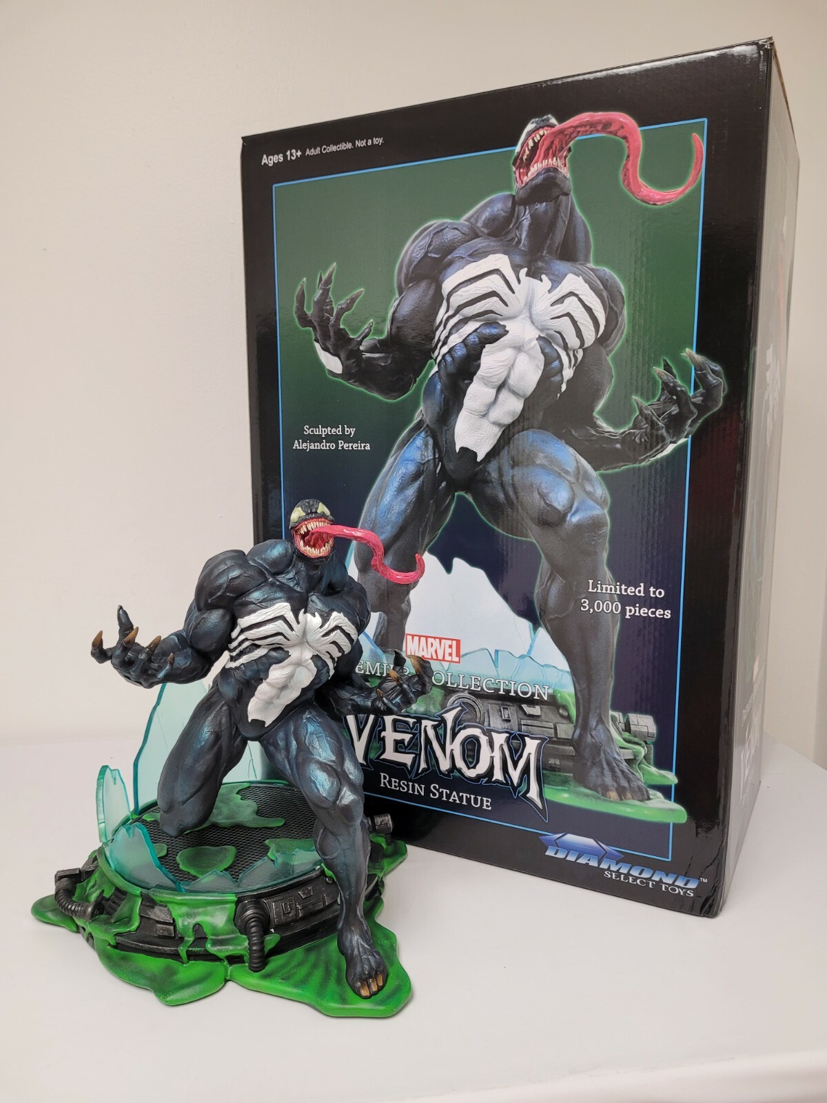 Diamond Select Venom Premier Collection Statue #AP18/3000 | eBay