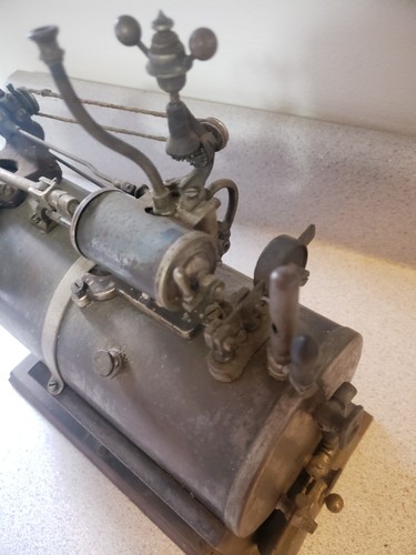 ANTIQUE Schoenner Nurnberg Germany Steam Engine Stamped 143F