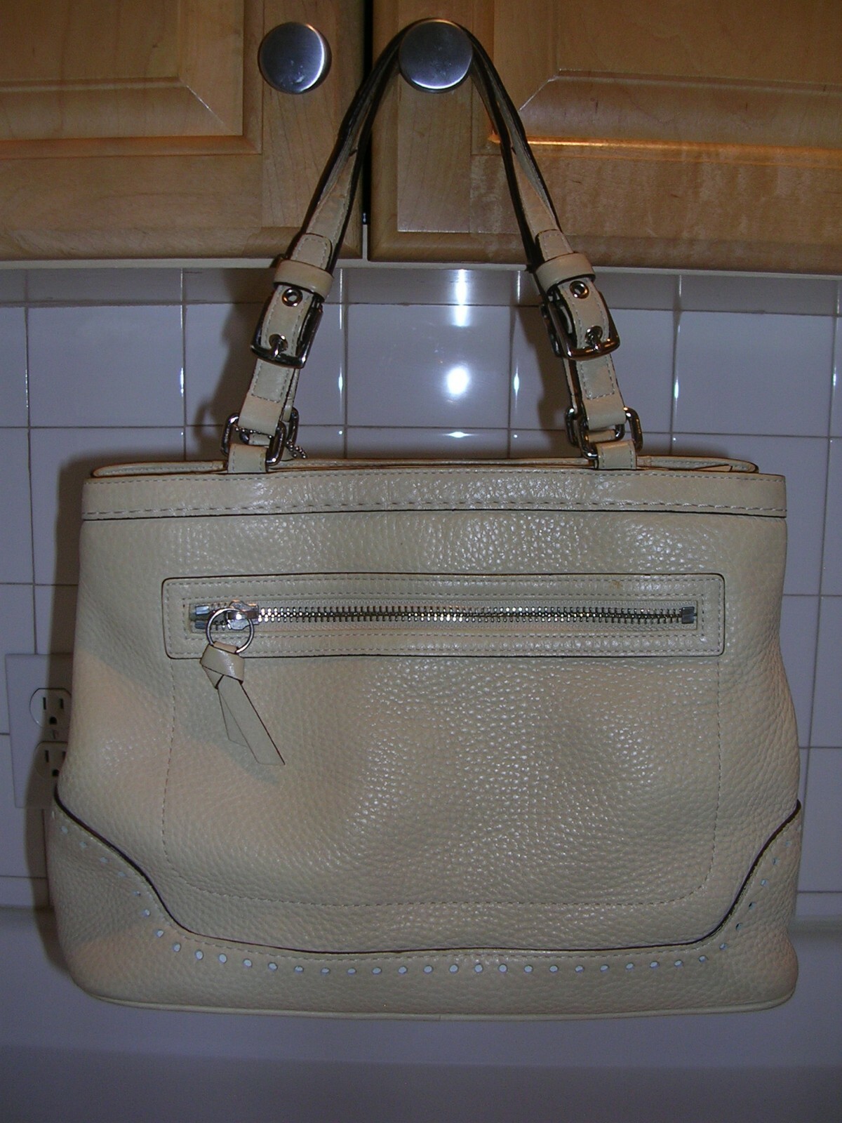 Authentic Coach Hampton Pebbled Leather Tassel Satchel