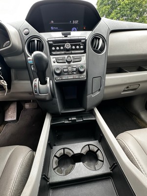 image 11 of interior