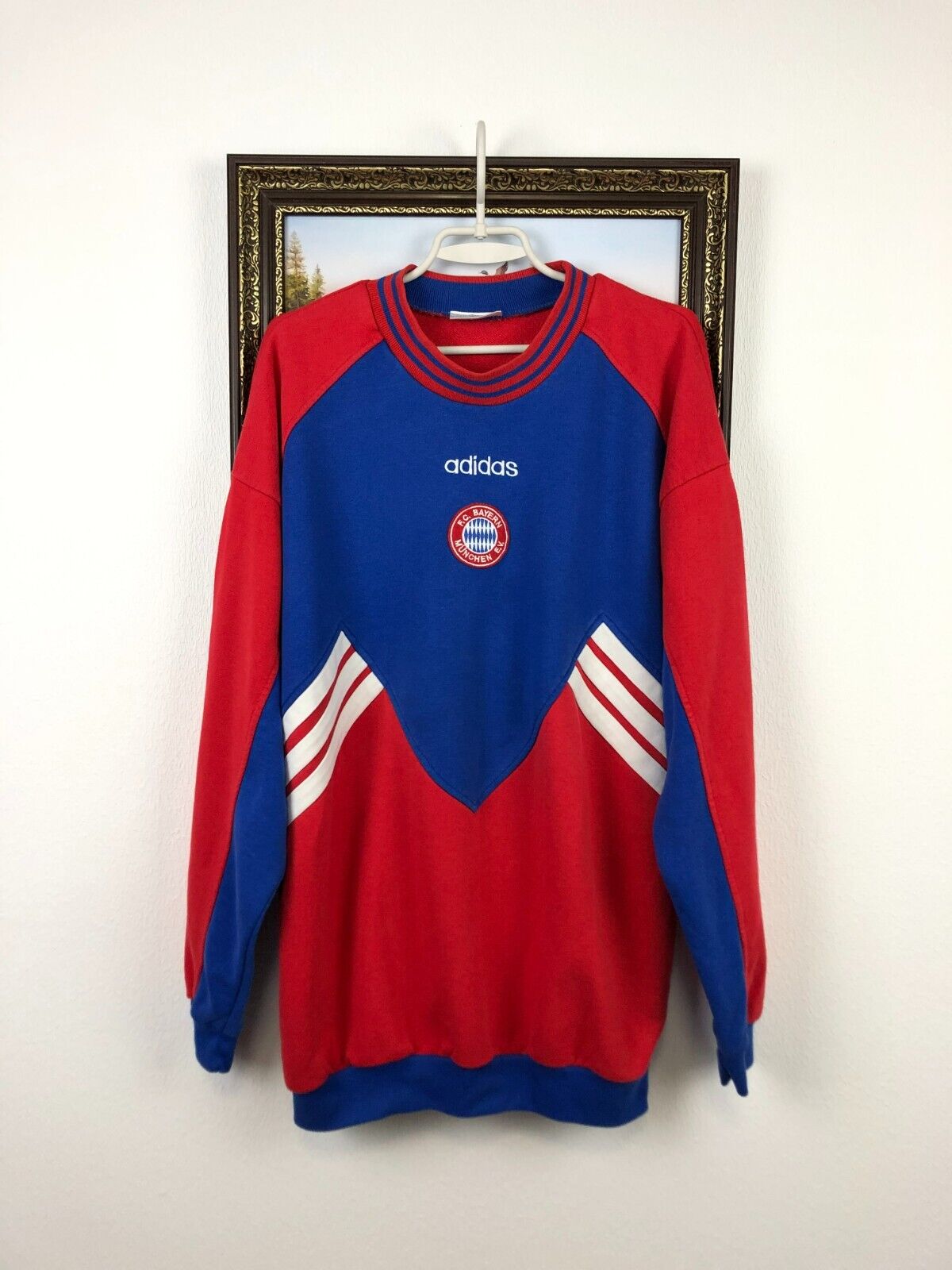 Vintage 90's Adidas Bayern Munich Football Sweatshirt Soccer Rare Size L Vintage 90's Adidas Bayern Munich Football Sweatshirt Soccer Rare Size L