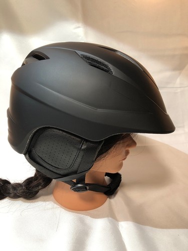 OutdoorMaster Ski Helmet PRO Airflow Climate Control & Adjustable Fit m&w #E3A