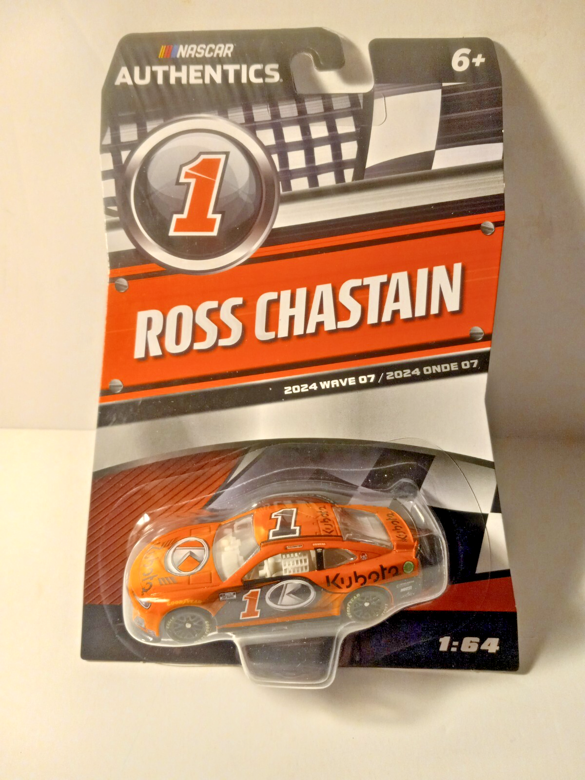Ross Chastain #1 Kubota Chase 2024 NASCAR Authentics Wave 7 1/64