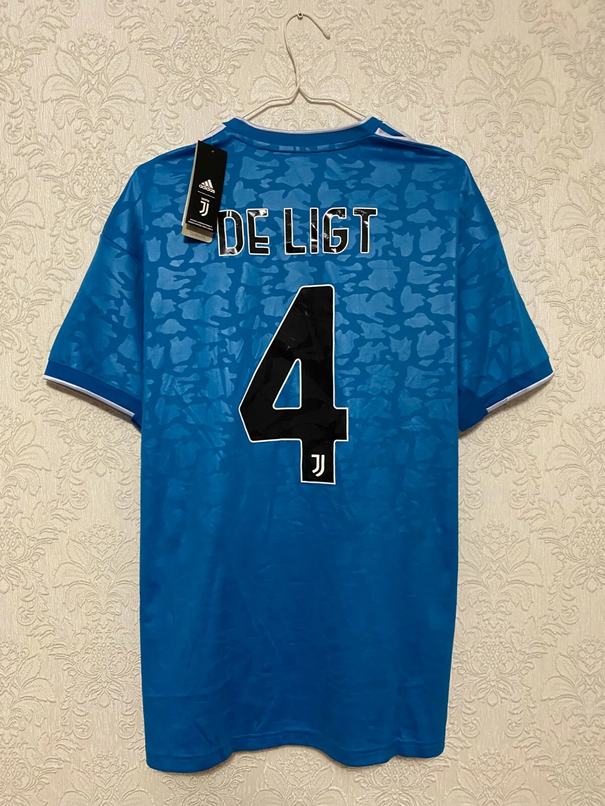 2021 topps juventus official team set - matthijs de ligt #4