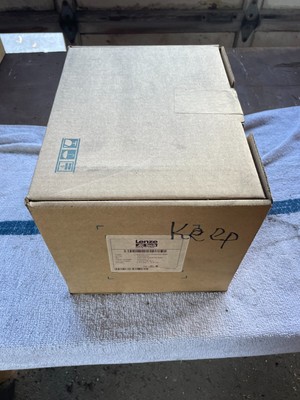 NOS Factory Sealed  Lenze AC Tech ESV371N01SXEXX1B42 Type ESV371N01SXE  Drive