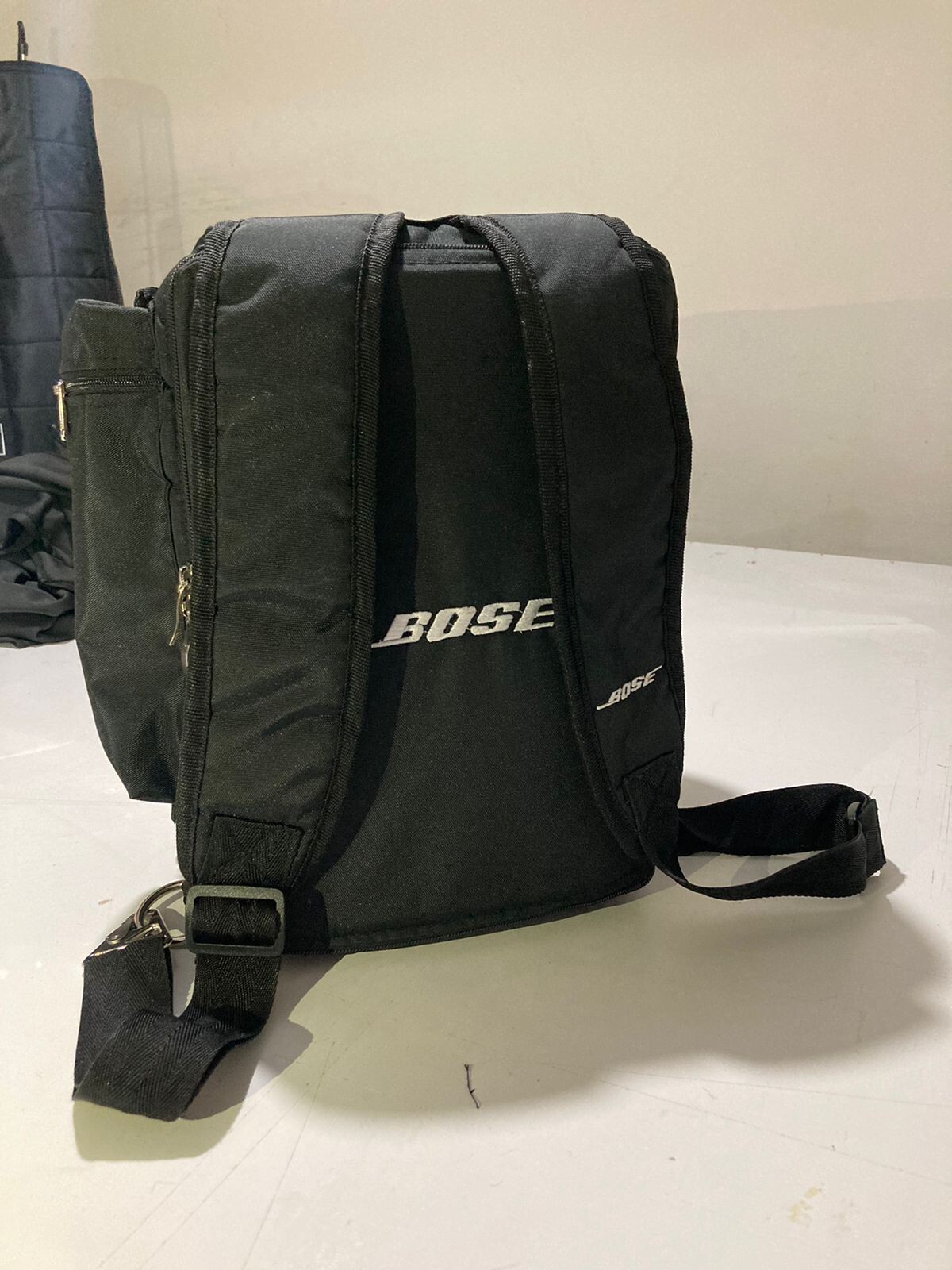 2 units ) Bose S1 Pro Speaker System Backpack - Black 2 units ) Bose S1 Pro Speaker System Backpack - Black