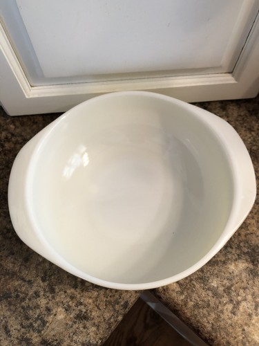 Vintage Pyrex Casserole Dish Desert Dawn 2Qt Round Tab Handle #024 No Lid Yellow