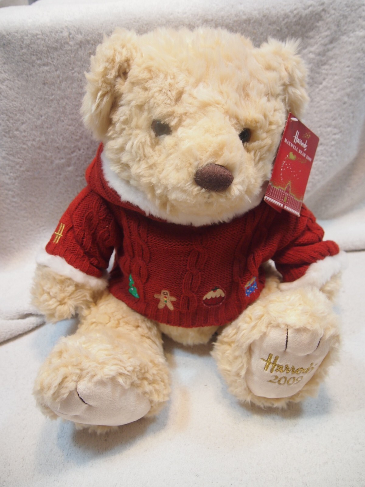 Harrods Christmas Bear 2009 Maxwell Bear with Hooded Sweater