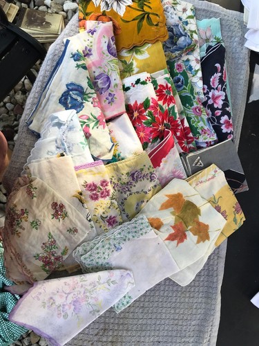 HUGE LOT of 50 Vintage Women's HANKIES Handkerchiefs Floral Wedding Embroidery