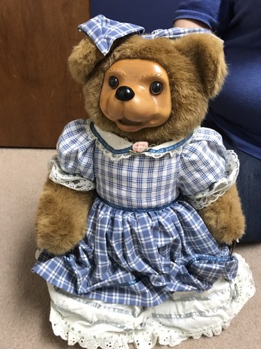 Raikes Bear - Becky Thatcher