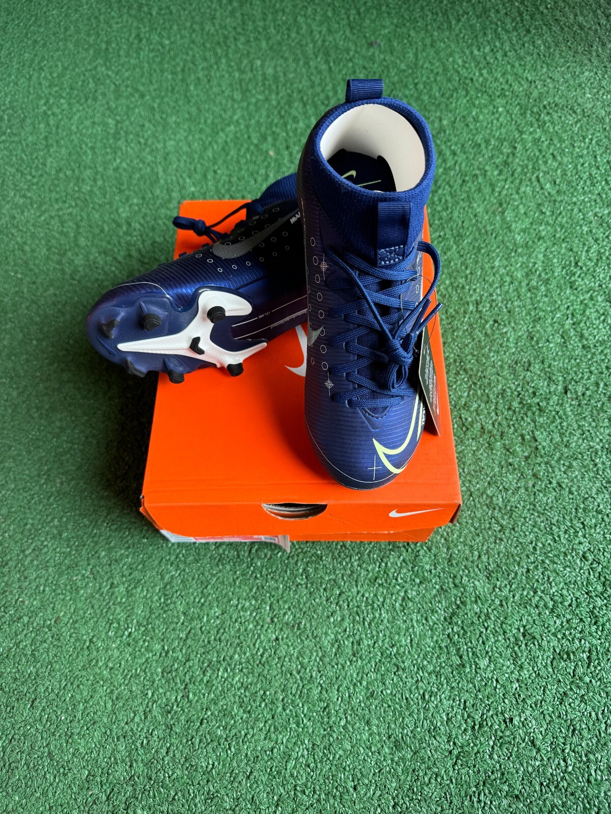 nike junior superfly 7