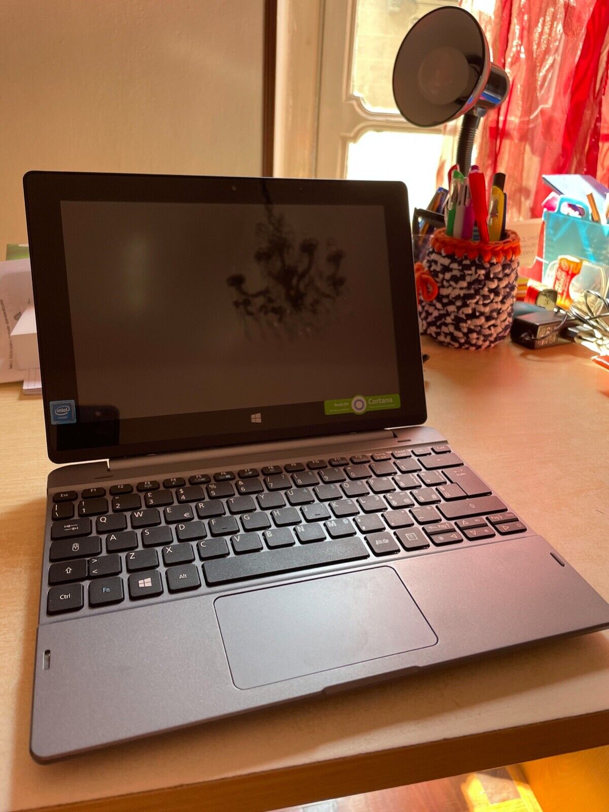 acer tablet computer model N15P2 touch screen , windows 10 32 bit 