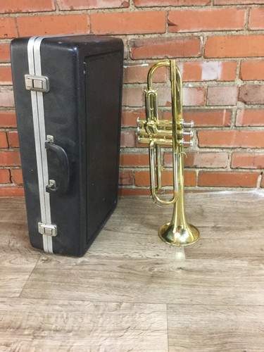 Blessing Trumpet (stock #80908)