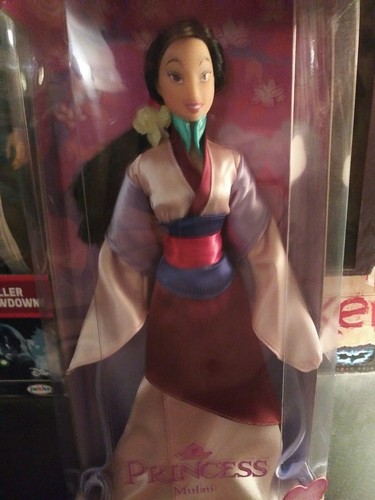 Disney Store MULAN Princess DOLL With Styling Brush & Slippers New in Box