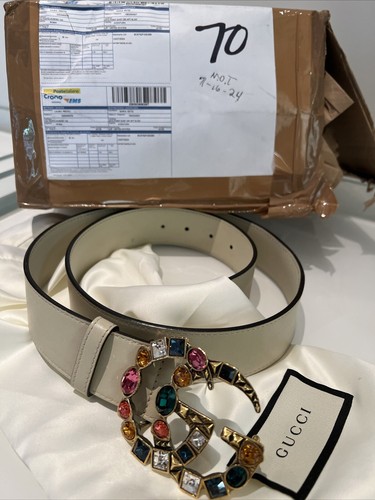 Foto dell'oggetto di un acquirente verificato