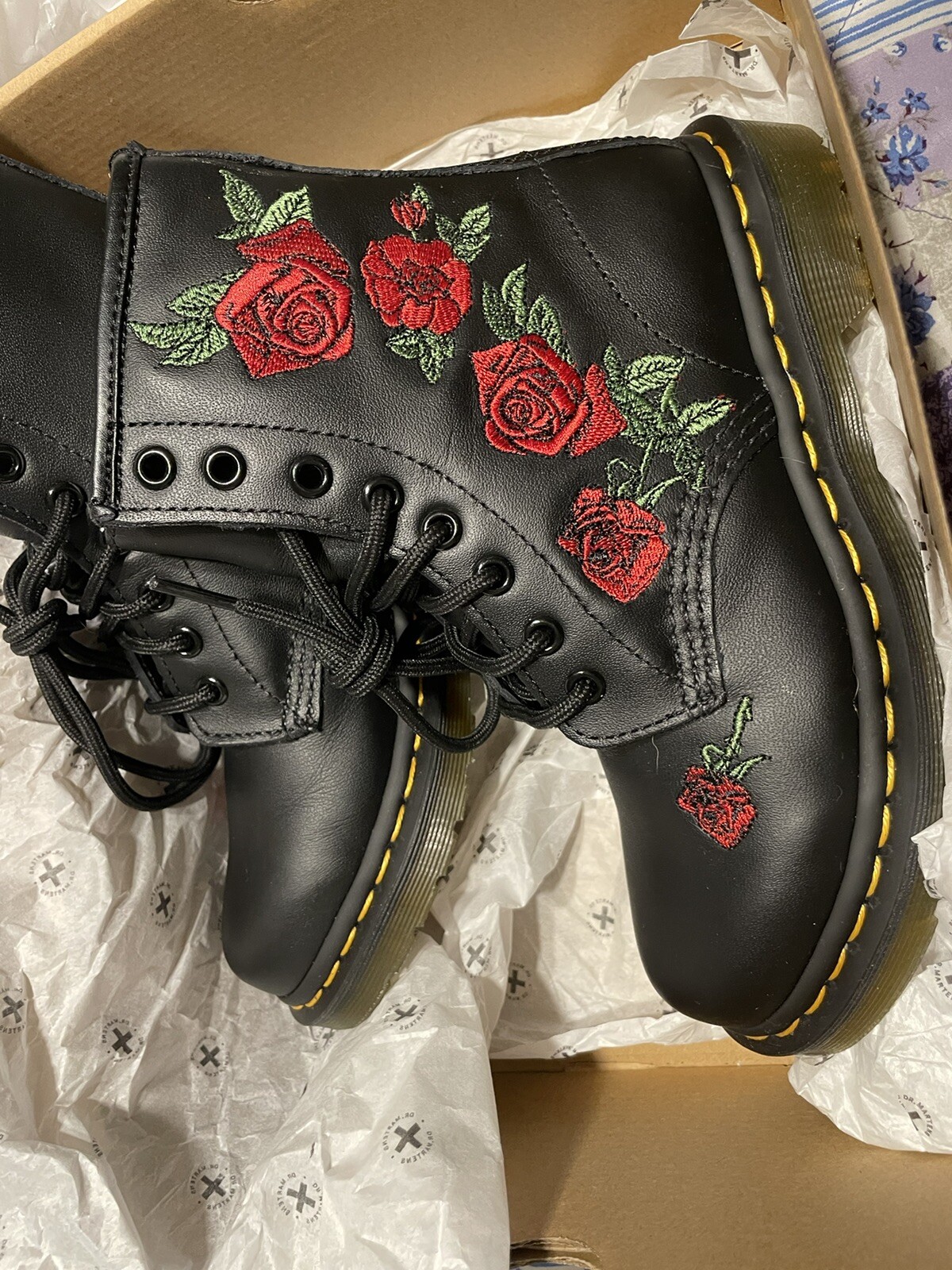 dr martens vonda rose boots