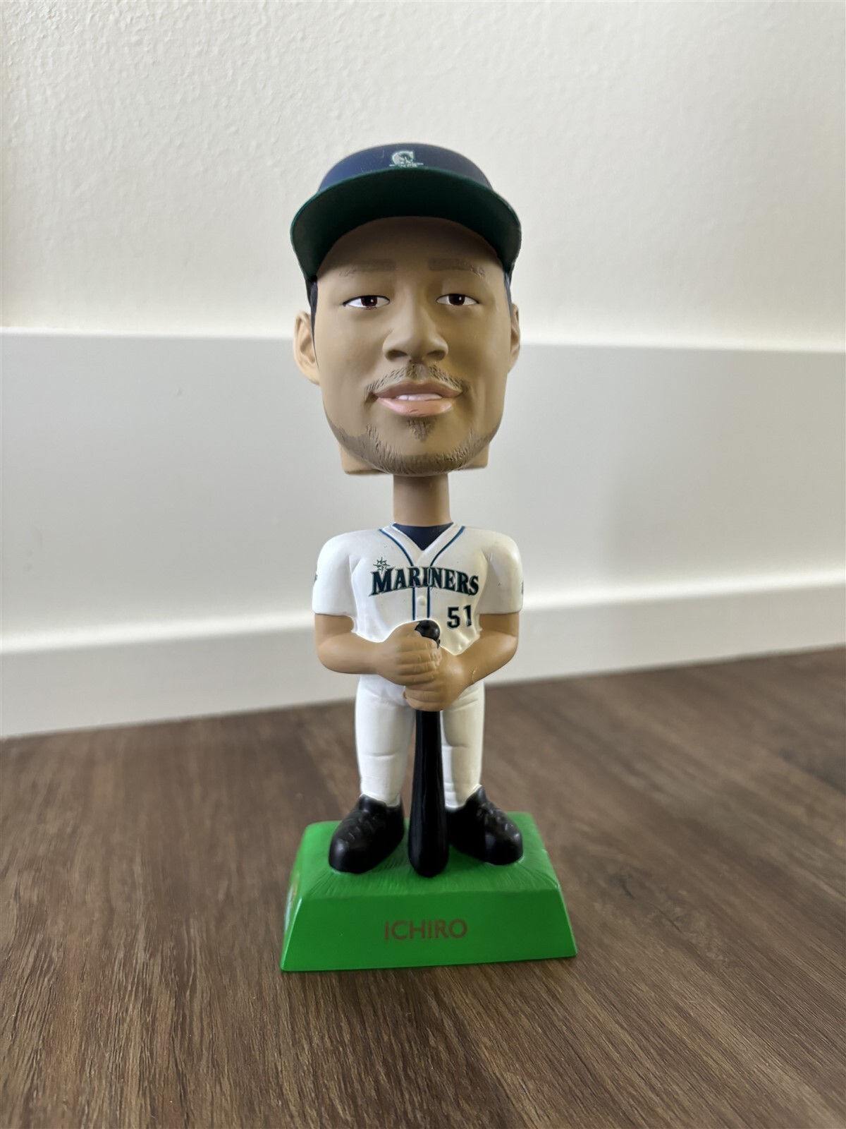 2001 Upper Deck Play Makers Seattle Mariners Ichiro Suzuki