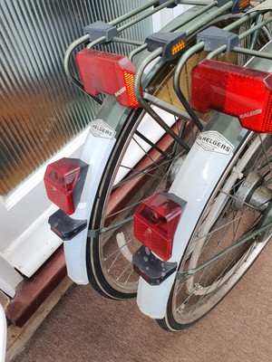 2 (TWO) X QUALITY Raleigh CITY BIKES CYCLES. Gents. Ladies. Dynamo, Carrier, etc