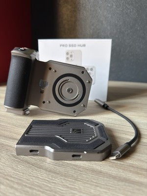 Freewell Pro SSD Hub